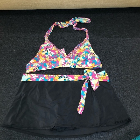 ANA A New Approach Black & Multi-Colored Floral Bikini Size 10 - Picture 1 of 13